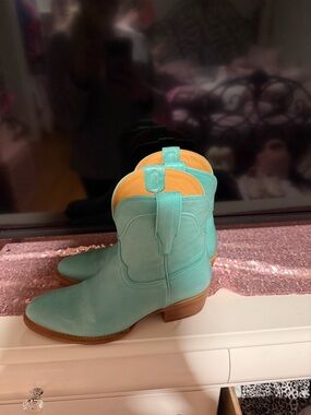 Tecovas Turquoise Leather Western Ankle Boots with Tan Interior